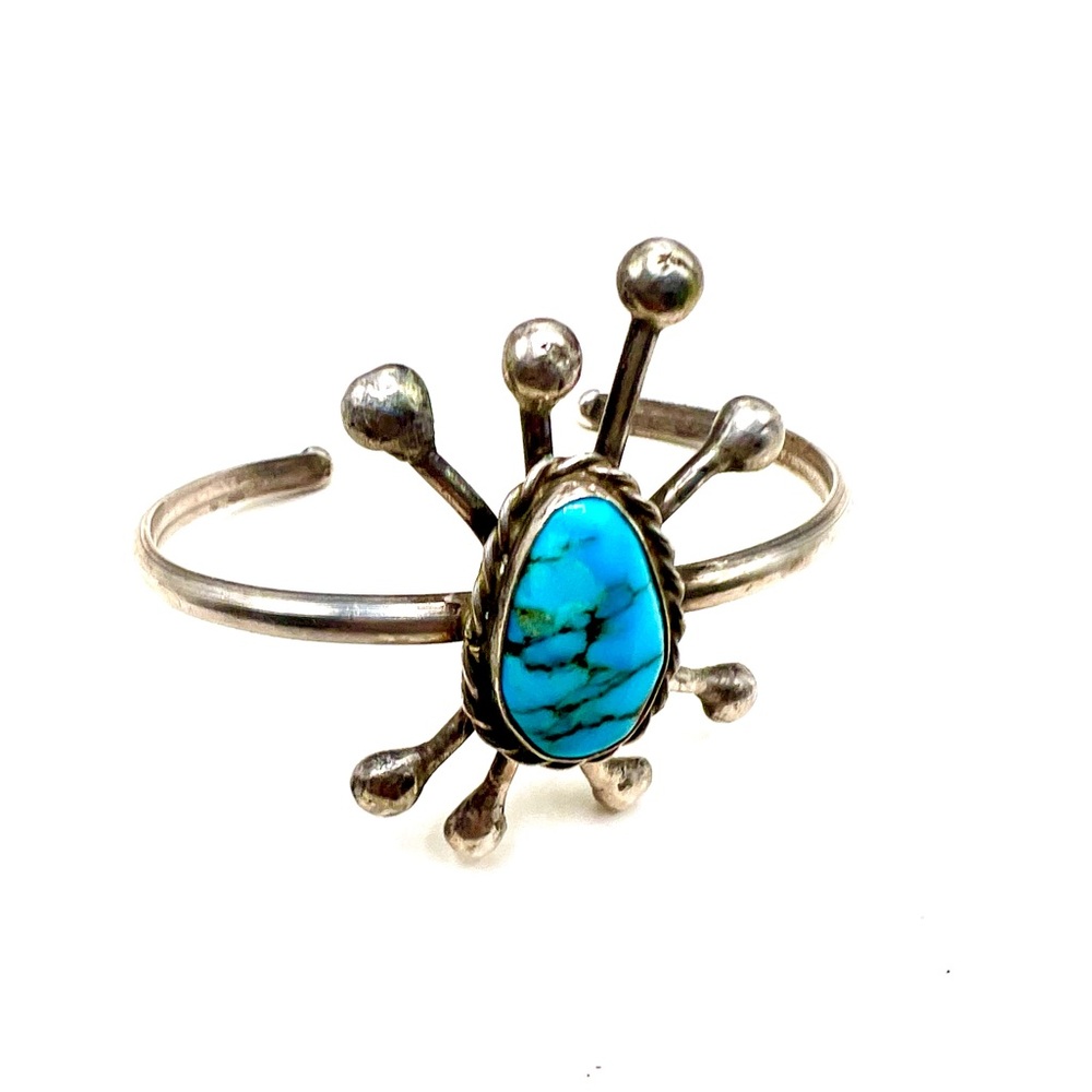 MCM 1950’s Native American sterling silver turquoise bracelet. 2” starburst.